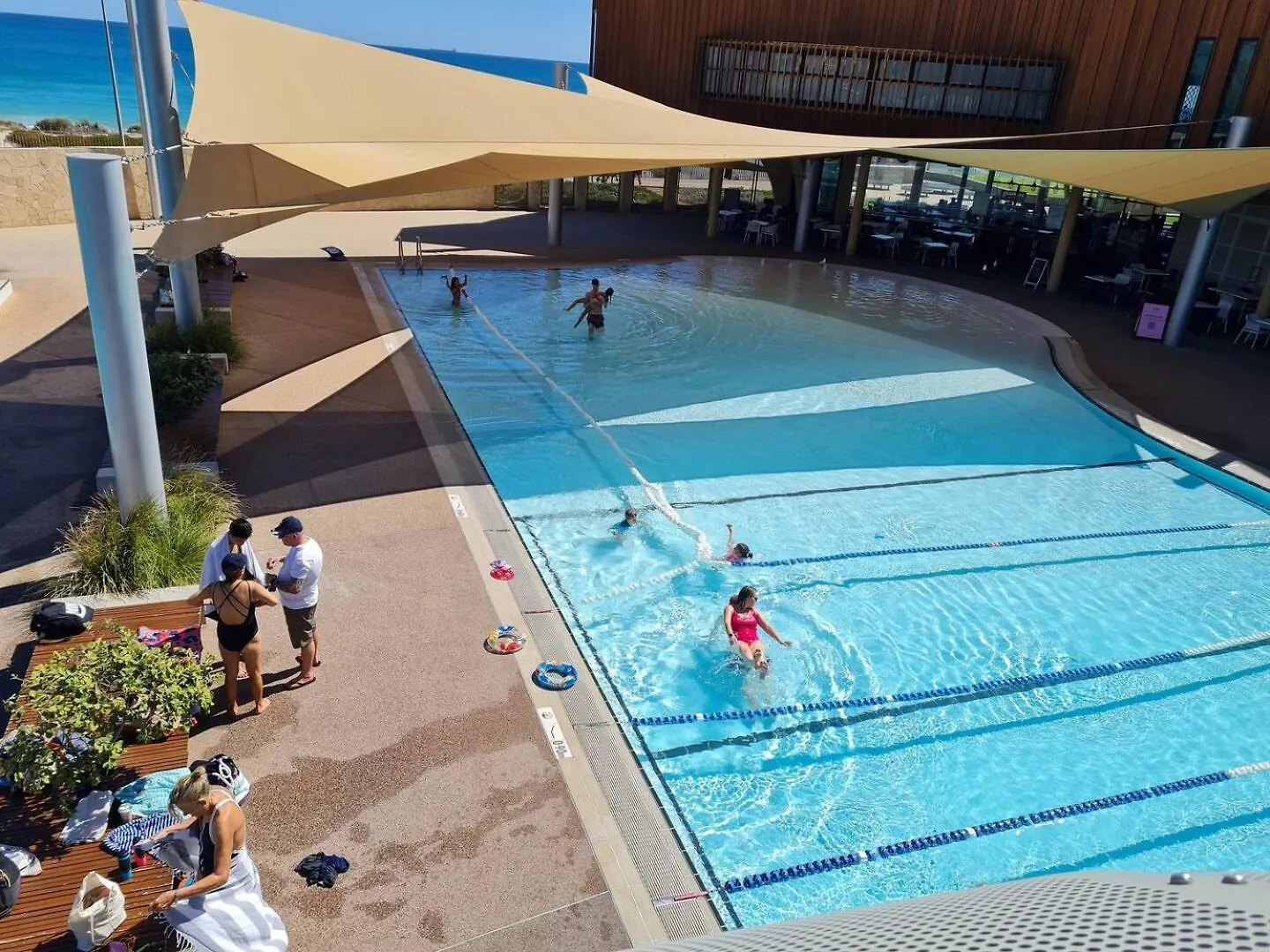 West Beach Lagoon 206 - Sleeps Three! Value!!! Perth