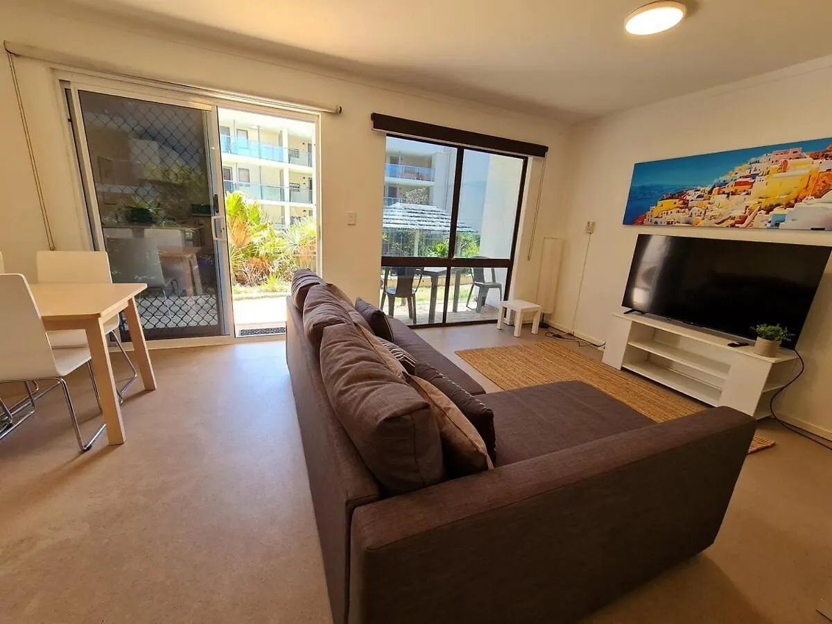 West Beach Lagoon 206 - Sleeps Three! Value!!! Perth 0*,